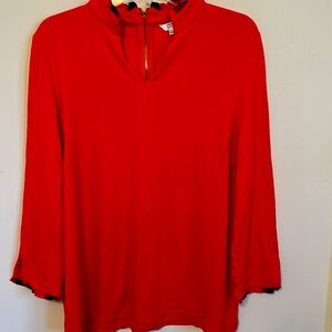 Crown & Ivy long sleeve top. Size XXL.